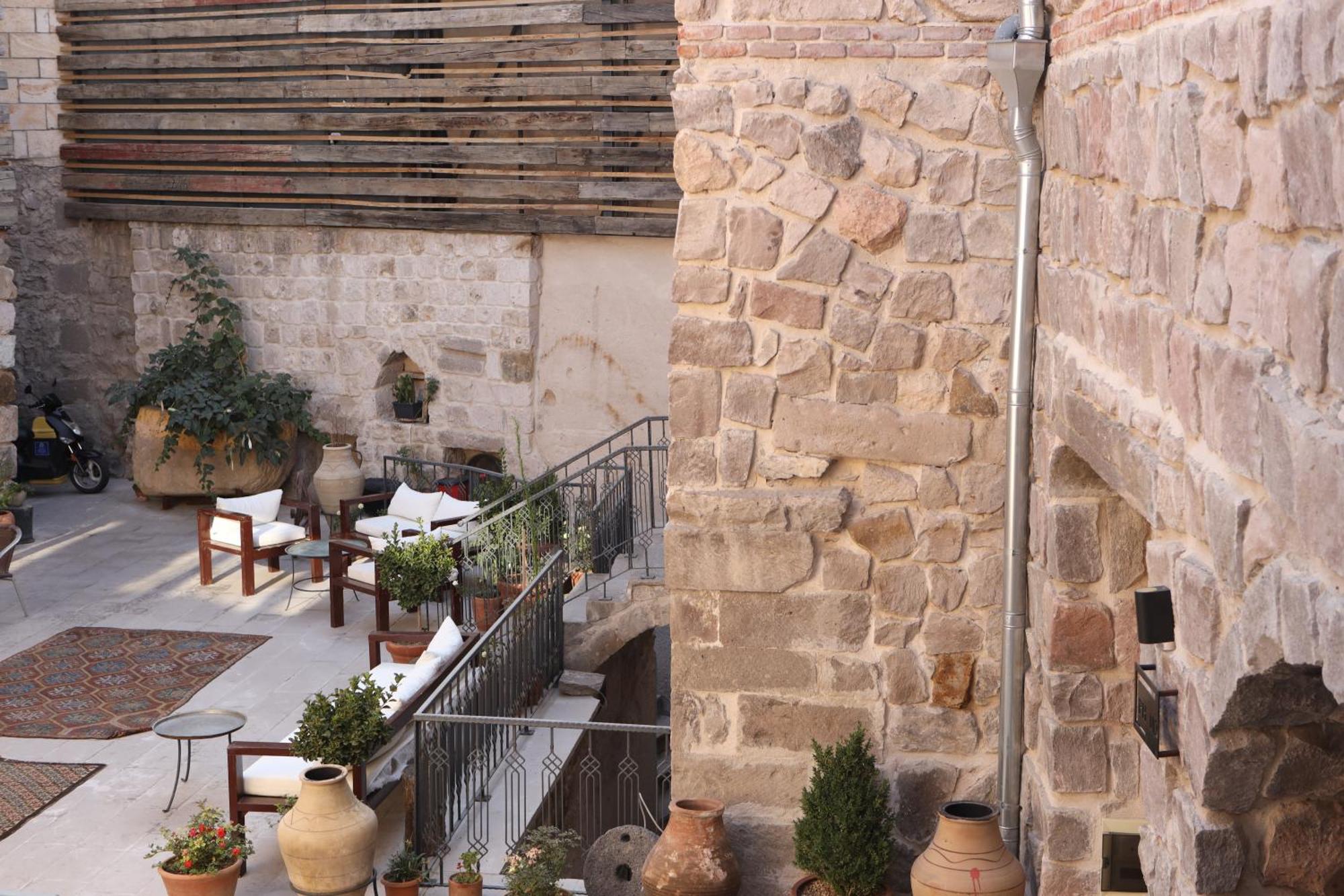 Pinhan Cave Suites Ючхисар Екстериор снимка