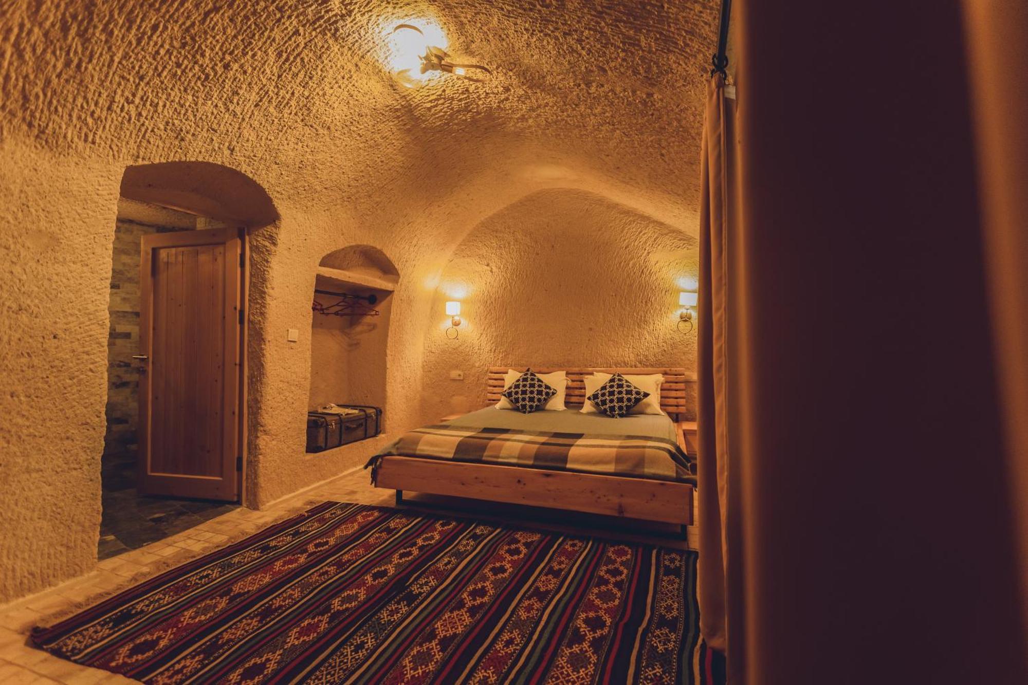 Pinhan Cave Suites Ючхисар Екстериор снимка